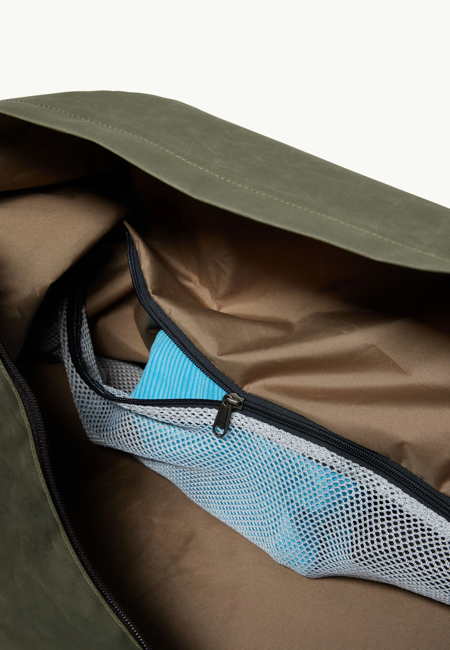 Traveltopia Duffle 85